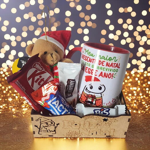 Cesta Flork Feliz Natal com Ursinho, Chocolates e Caneca