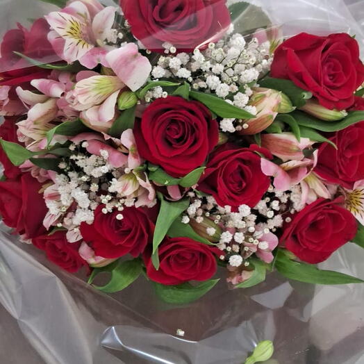 Buquê de 12 RosasTradicional Naturais