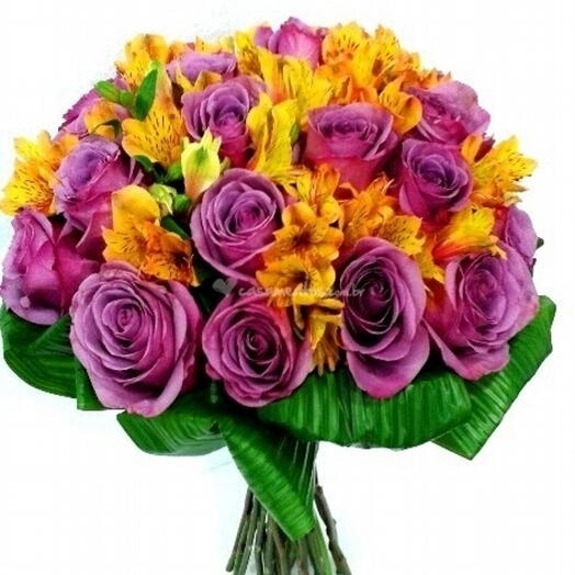 Buquê de Flores Coloridas Sintonia da Conquista