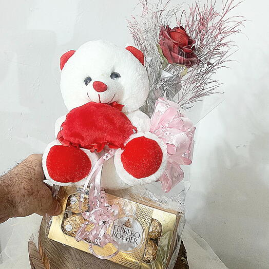Combo Ursinho Chocolate Ferreiro Rocher com Linda Rosa 🌹 e Decorado com Laço