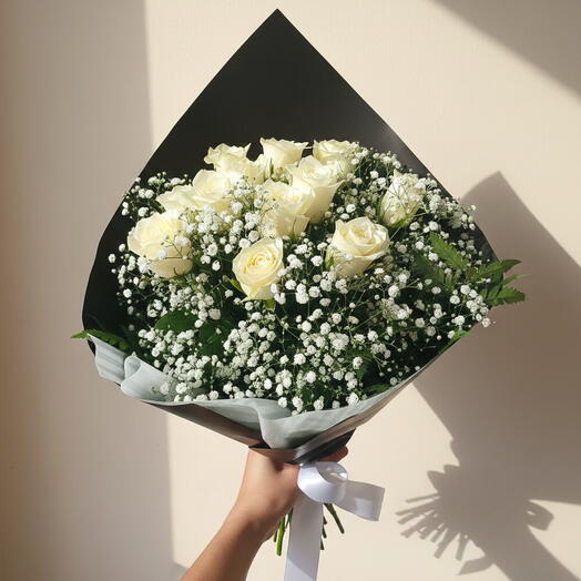 Belo Buque de Rosas Brancas