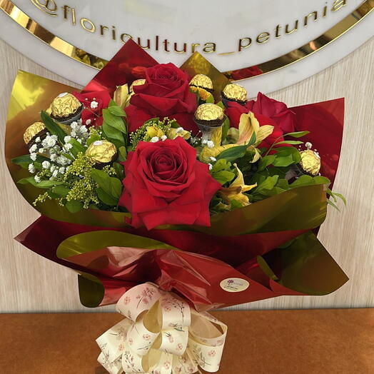 Buquê com 6 Rosas Colombianas e Ferrero Rocher