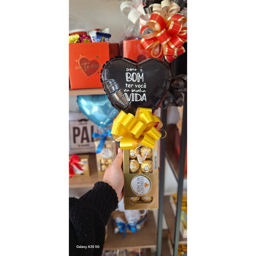 Kit Ferrero com Balão decorado