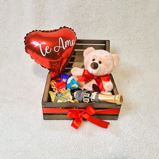 Bau Romântico P Com Mini Espumante Chocolates e Urso de Pelucia