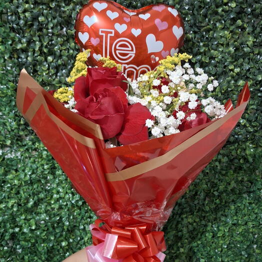 Buque de Rosas Com 6 🌹