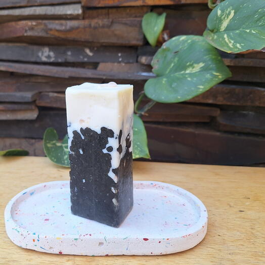 Cravo Vela de Pedra Preta