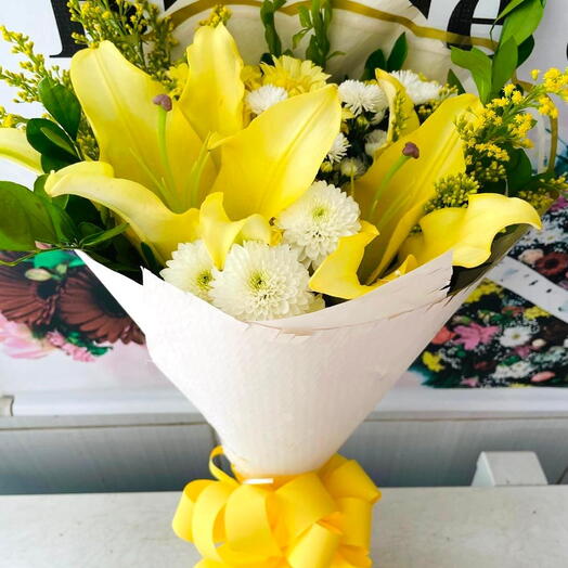 Buquê de Lirios Amarelos