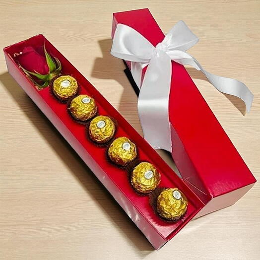 Caixinha Vermelha Com Rosa   Ferrero Rocher
