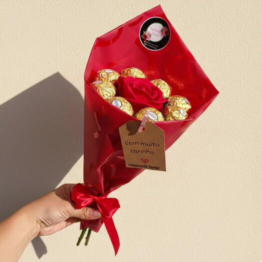 Buque Ferreiro e Rosa Artificial