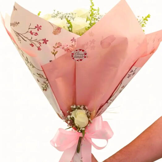 Buquê Puro Encanto com Rosas Brancas