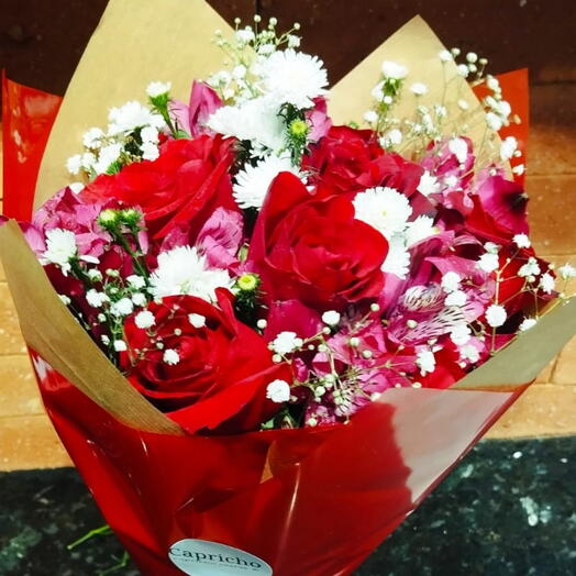 Kit Buquê de Rosas Mais Pelucia Gigante