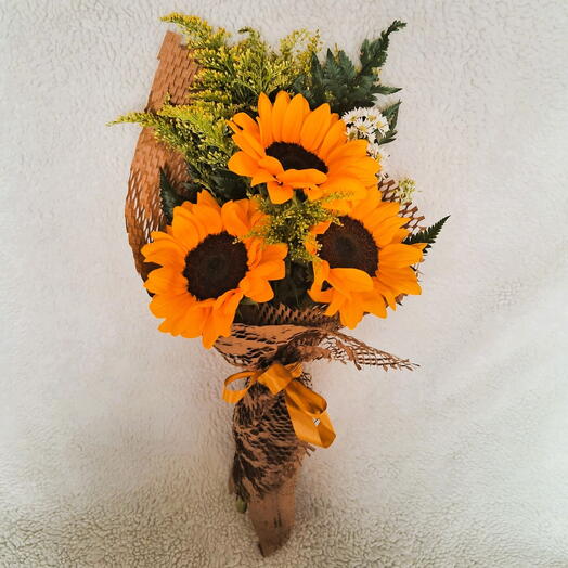 Buquê com 3 Girassois