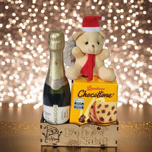 Cesta de Natal Com Mini Espumante Branco Chandon, Mini Chocottone E Mini Urso