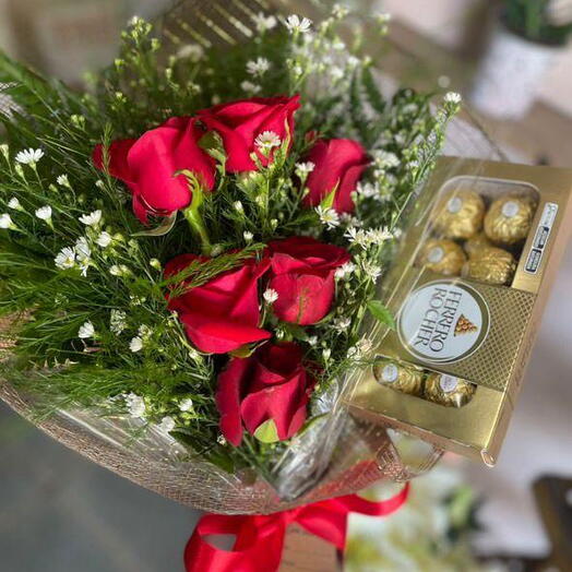 Ramalhete com 6 Rosas Vermelhas Mais Ferreiro Rocher