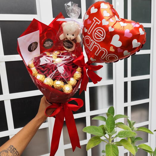 Buquê de Chocolate com Ferrero Rocher e Rosas Coração + Pelucia, Balão coração e Bilhete