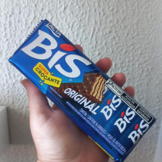 Bis ao leite ou branco