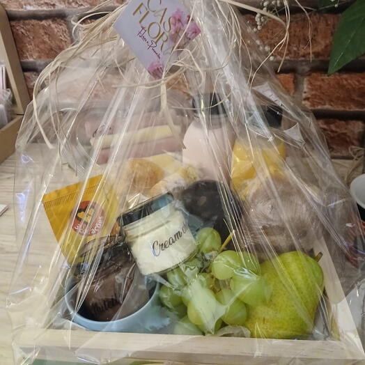 Mini cesta de cafe da manhã