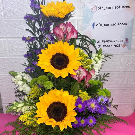 Arranjo Com 3 Girassois