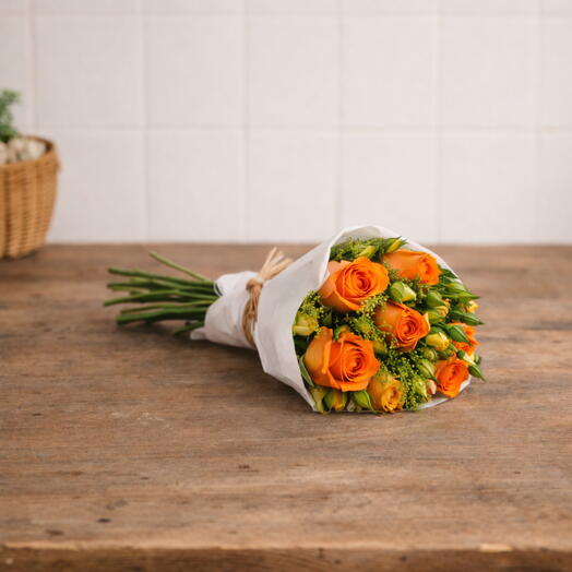 Buquê de Flores Mitas em Tons Laranja | La Floricultura