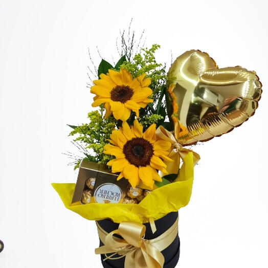 ARRANJO DE GIRASSOIS, CHOCOLATE E BALÃO