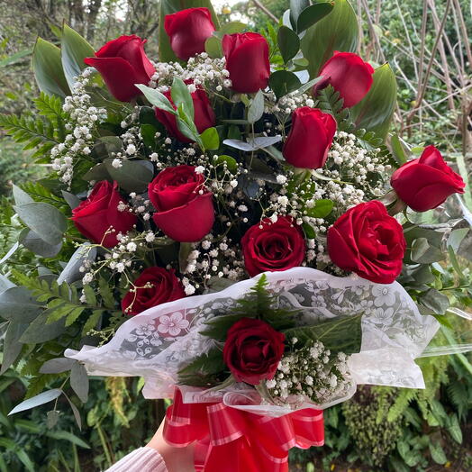 Buquê 12 Rosas Tradicional