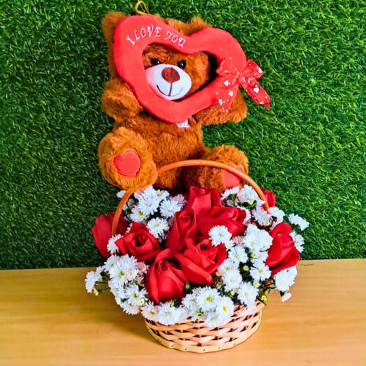Cestas Com Rosas Vermelhas e Urso de Pelucia
