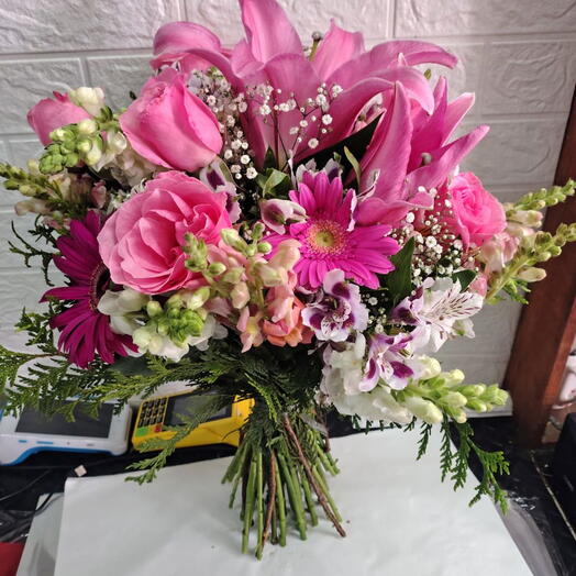 Bouquet Lirios Formatura