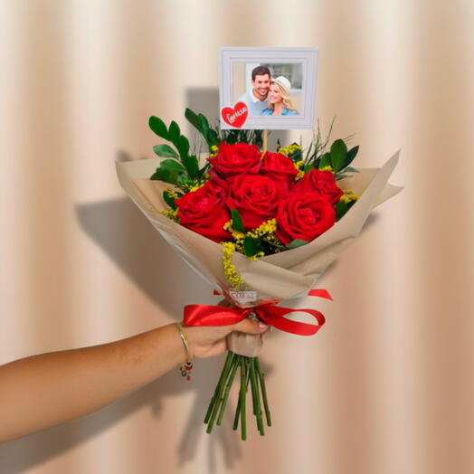Buquê Medio com 6 Rosas personalizado com foto