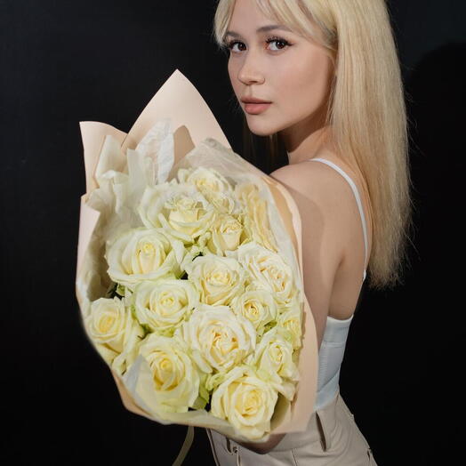 bouquet de rosas brancas