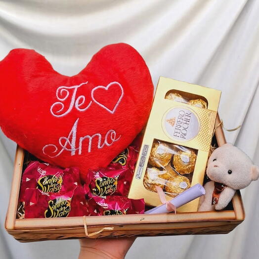 Mini Bandeja com Ferrero Rocher e Pelucia