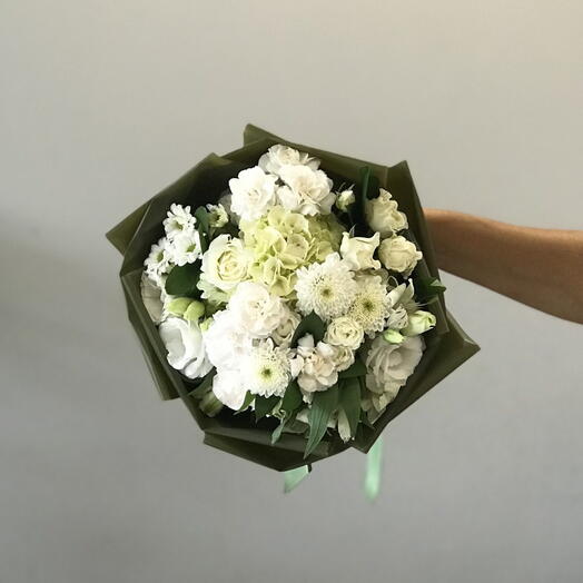 bouquet mix pantone branco