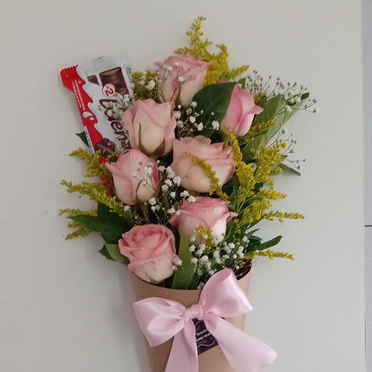 Cone de Rosas com Kinder Bueno