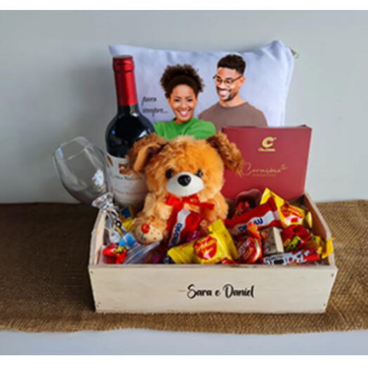Caixote Te Adoro – Surpreenda com Carinho, Chocolate e Afeto Em Um Presente Personalizado