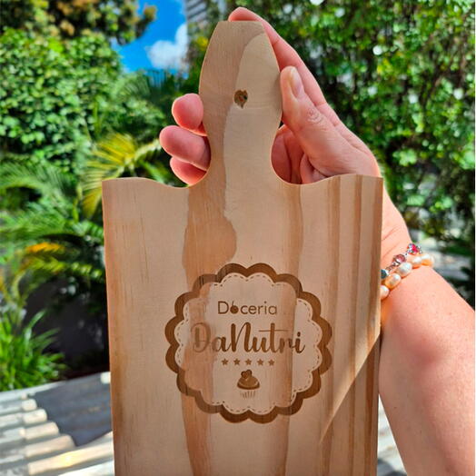 Tabua de Madeira (pequena) Para Frios Personalizada – 19cm x 11cm