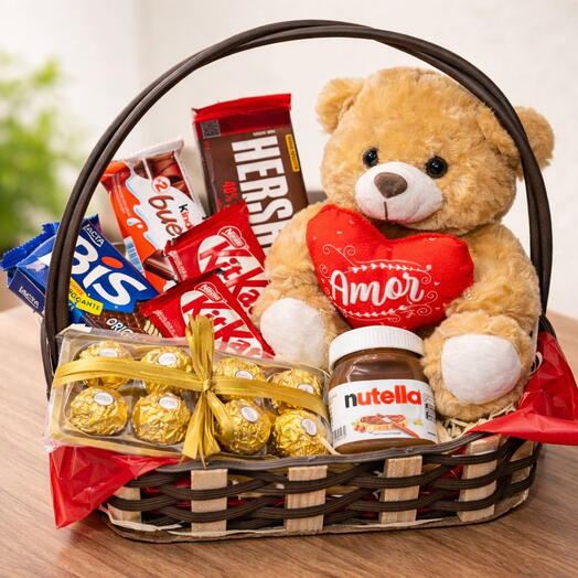 Cesta Amor em Forma de Chocolate com Ursinho