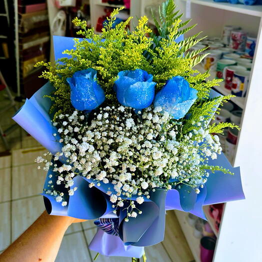 Ramalhete 3 rosas azuis