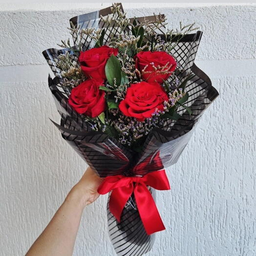 Buquê 4 Rosas Vermelhas Importadas Linha Premium