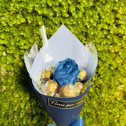 Rosa Azul com Ferrero - Doce Amor
