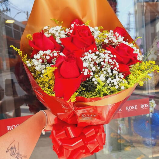 Buquê Tradicional de  Rosas Carola