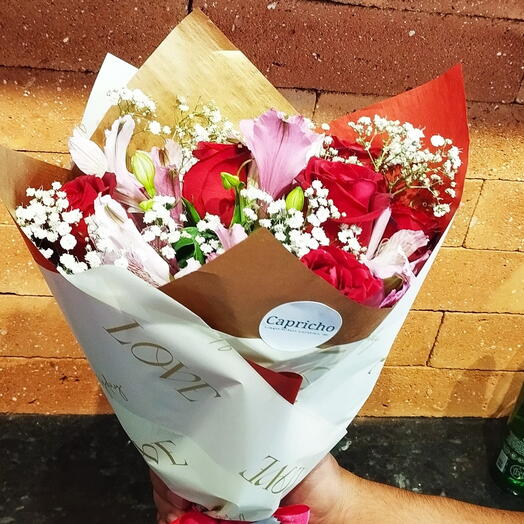 Buquê 5 Rosas Vermelhas