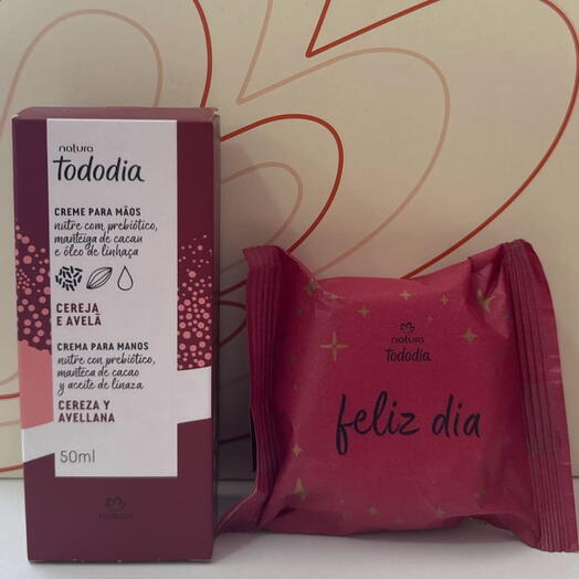 Kit Creme Para Mãos e Sabonete