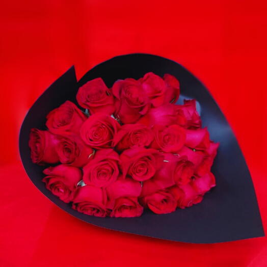 Buque Rosas Vermelhas