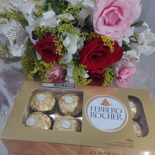 Buquê Misto de Rosas com Chocolate