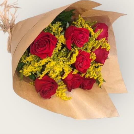 Buquê 8 Rosas Vermelhas