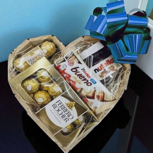 Cesta Coração Chocolate G