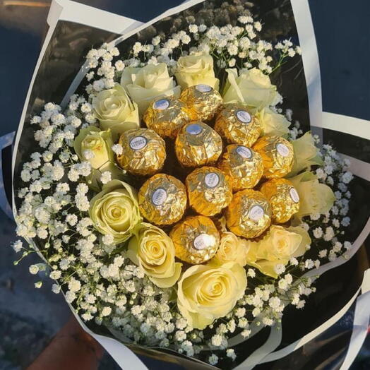 Buquê Luxo Branco com Ferreros