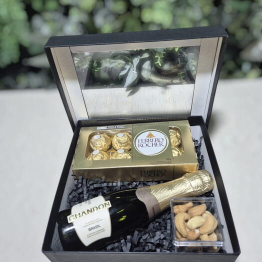 Cesta Romantica Chandon com Bombom