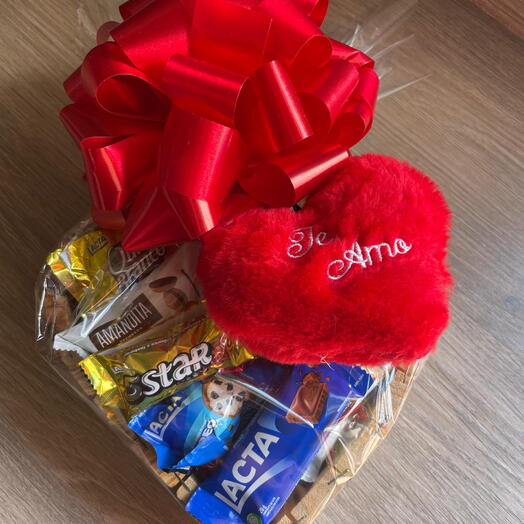 Coração Chocolates e Chaveiro Te Amo