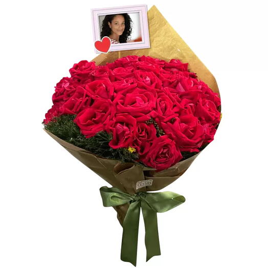 Buquê com 36 Rosas personalizado com foto