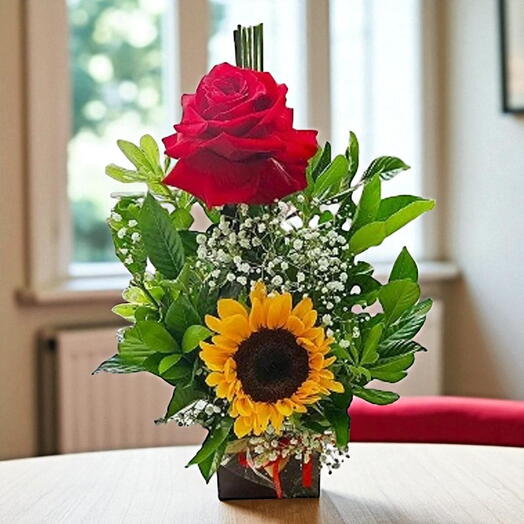 Arranjo Dueto De Rosa Importada   Girassol